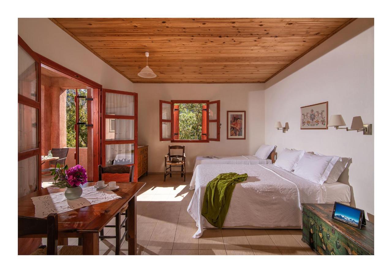 Axós Enagron Ecotourism Village المظهر الخارجي الصورة